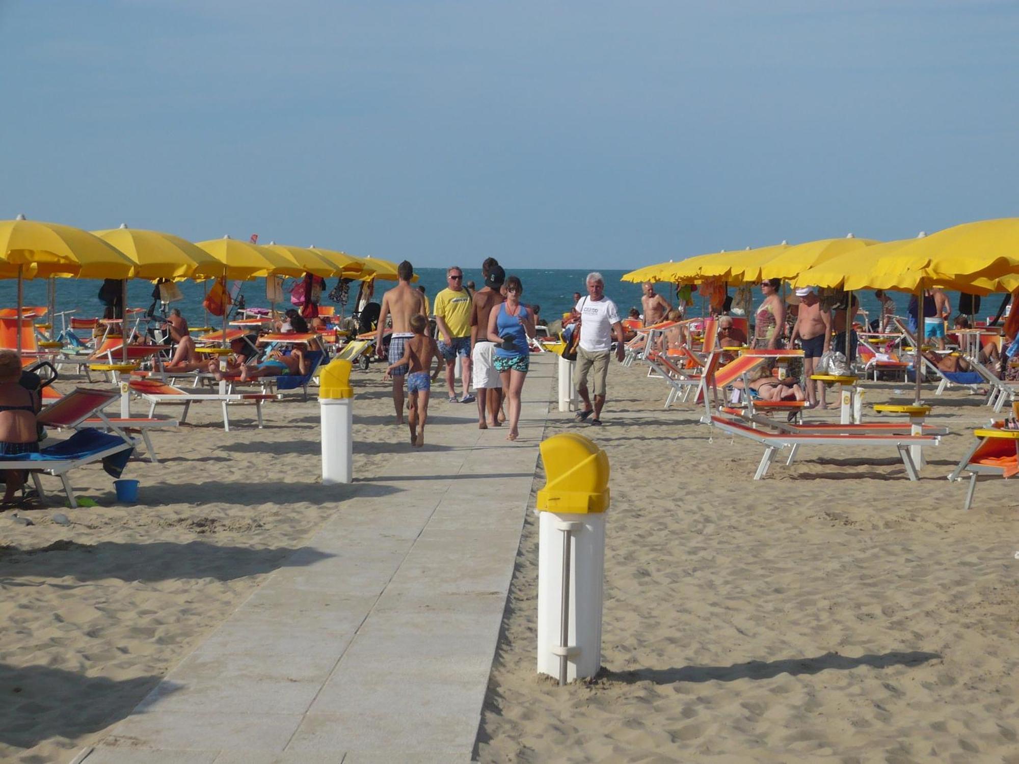 Hotel Euromar Rimini Exterior photo